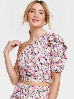 Universal Thread NWT One Shoulder Ruffle Sleeve Floral Crop Top XL